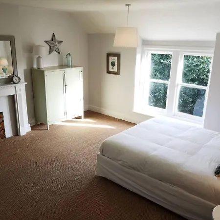 Spacious And Homely 3 Bedroom Clifton Flat Lägenhet