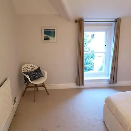 公寓 Spacious And Homely 3 Bedroom Clifton Flat *
